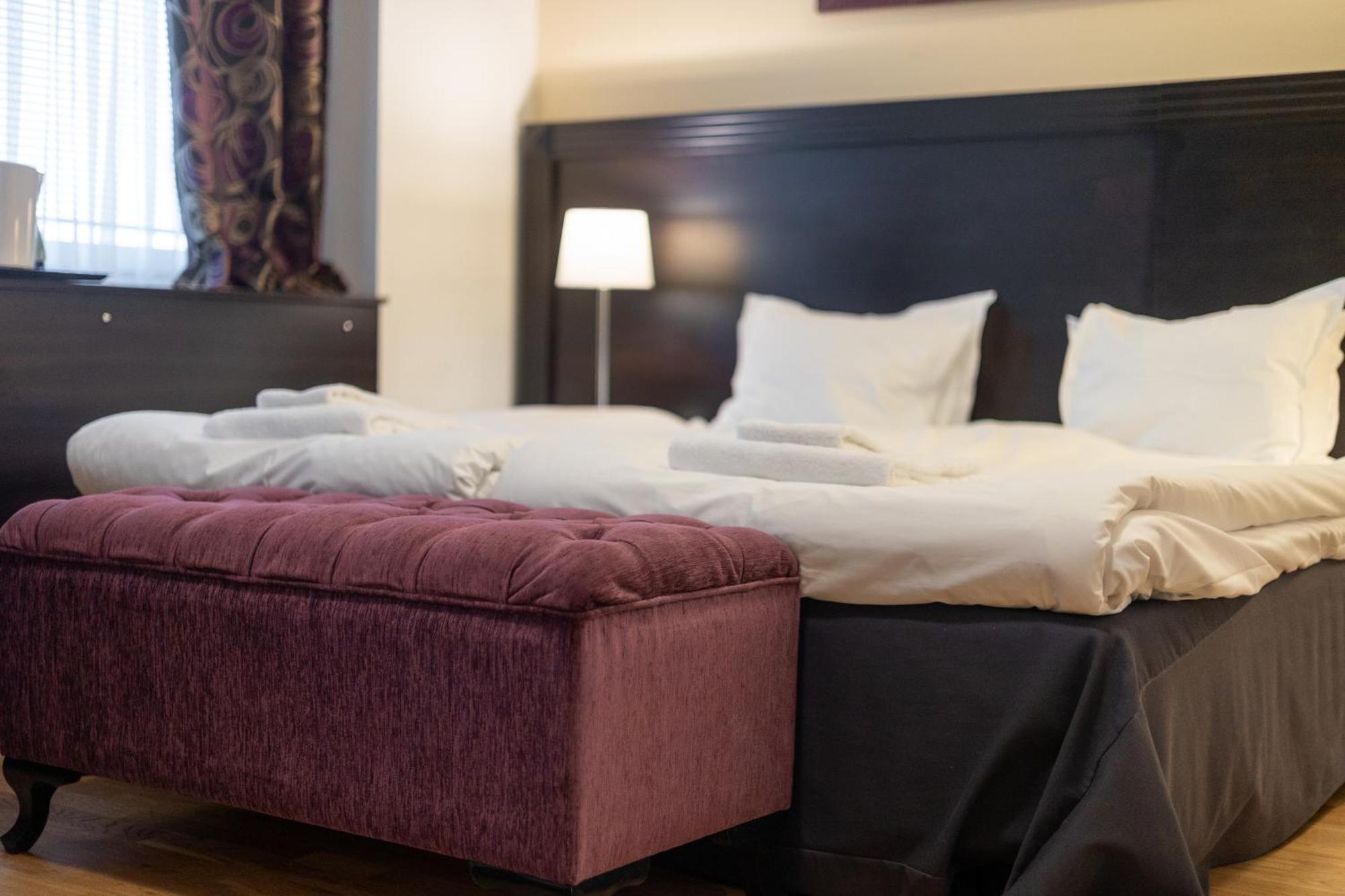 Solna Park & Hotel Екстериор снимка