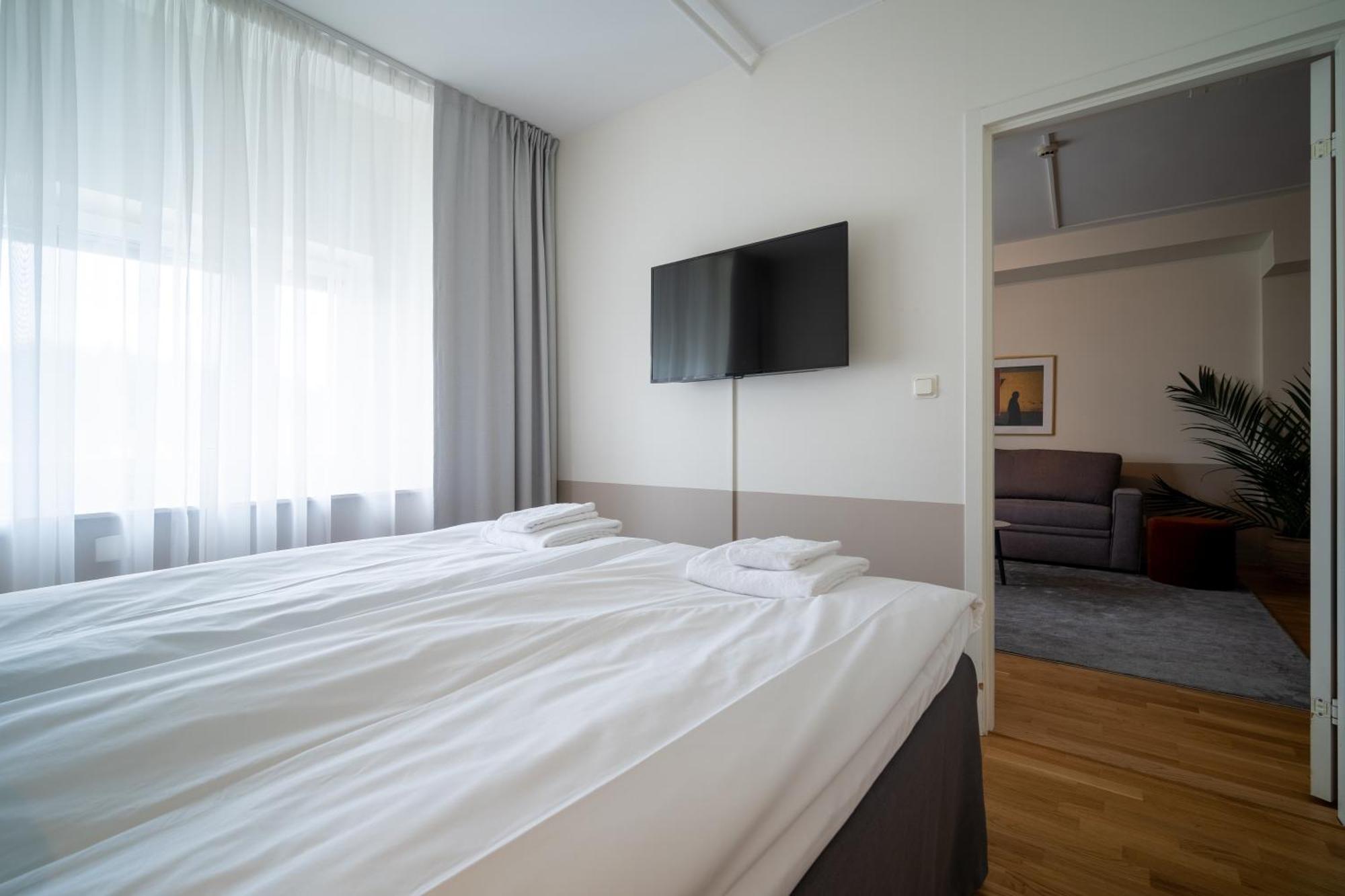 Solna Park & Hotel Екстериор снимка