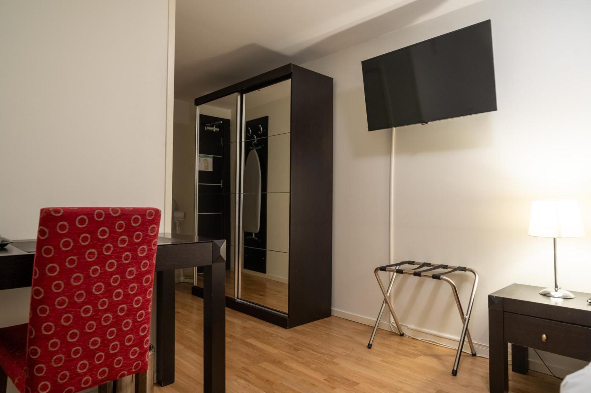 Solna Park & Hotel Екстериор снимка