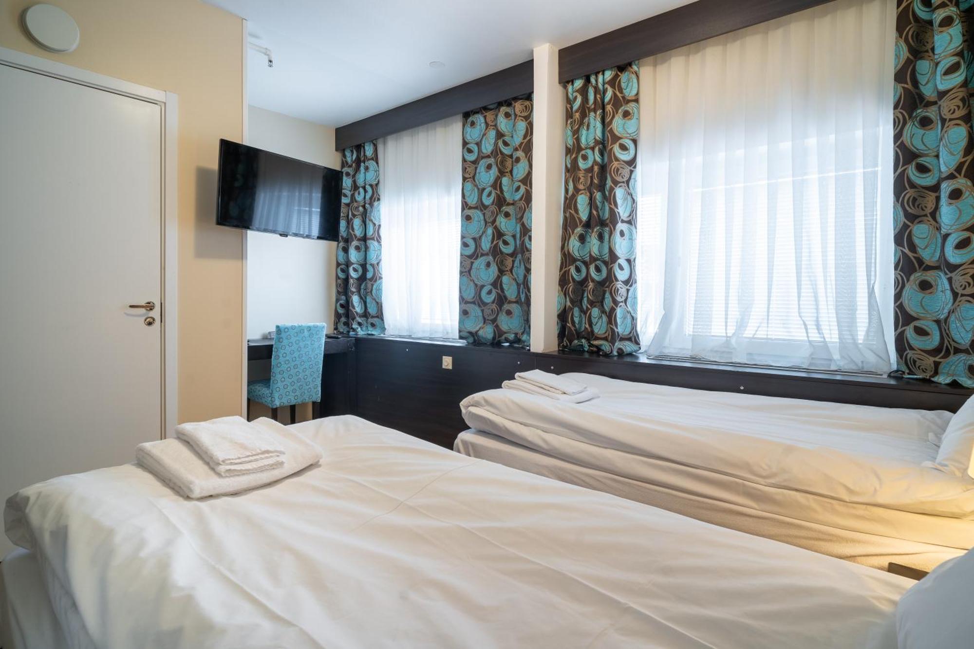 Solna Park & Hotel Екстериор снимка